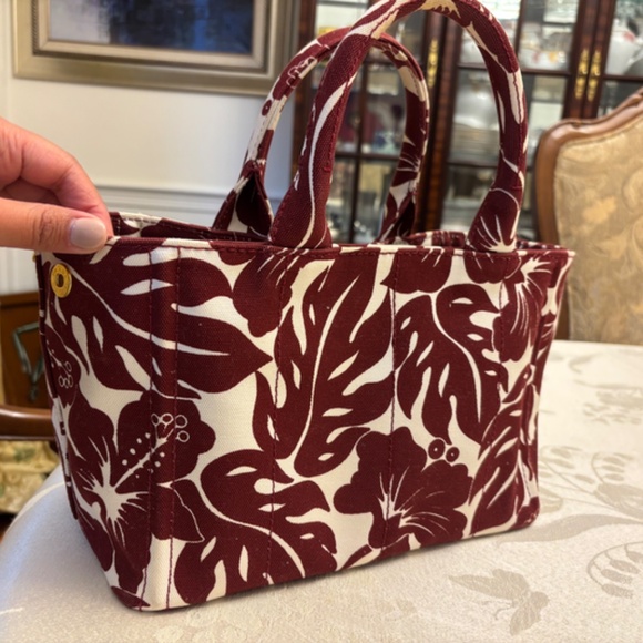 Prada Canapa Small Tote Bag – Burgundy & White Hibiscus Print - Picture 4 of 6